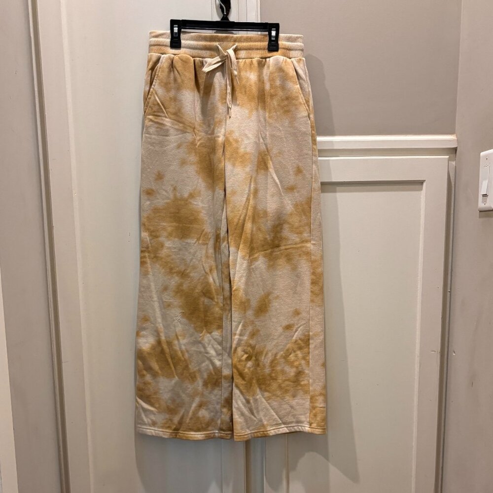 IML tan sweatpants